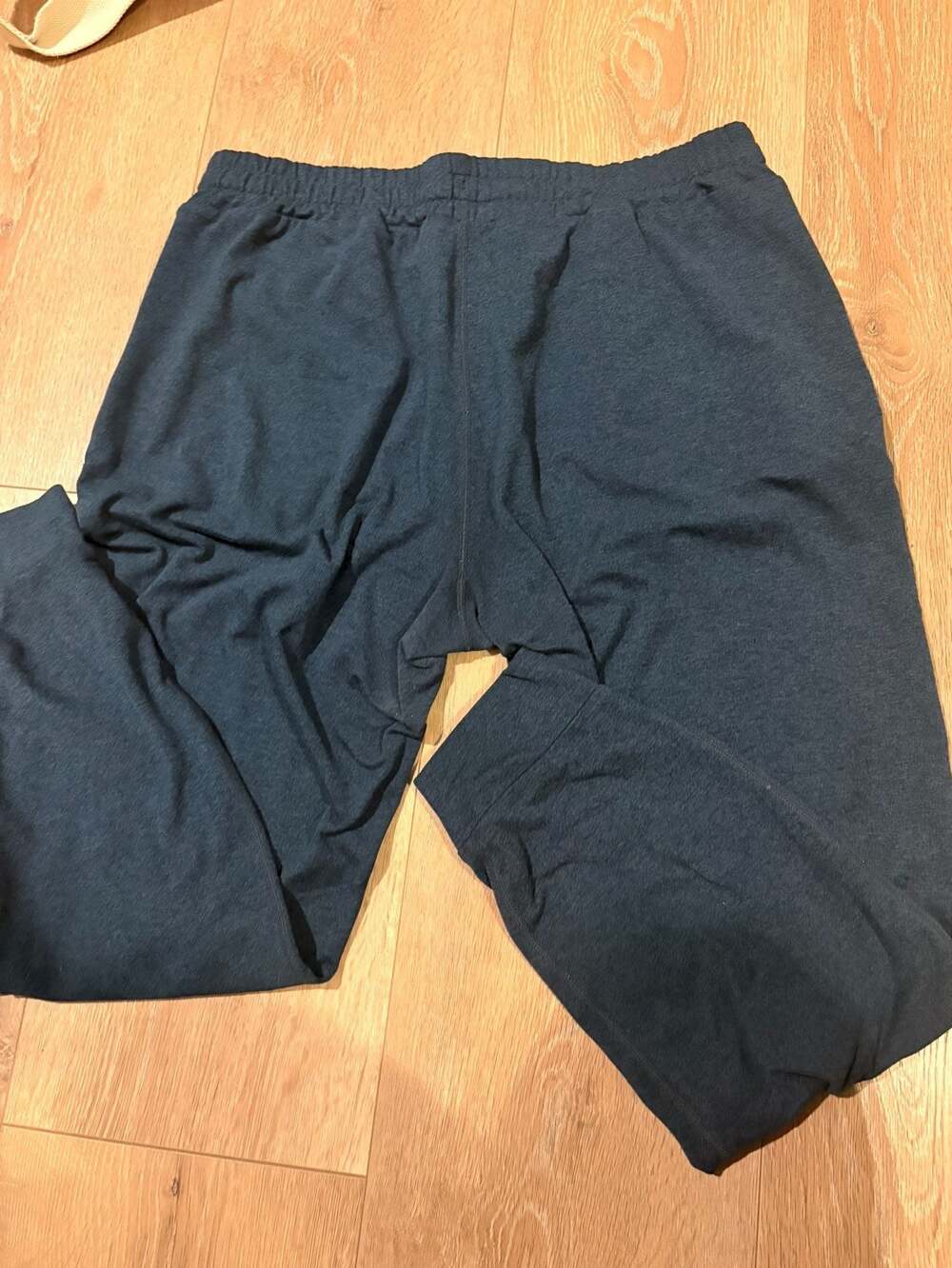 Vuori The Rise Jogger Performance Sweatpants - Picture 4 of 4
